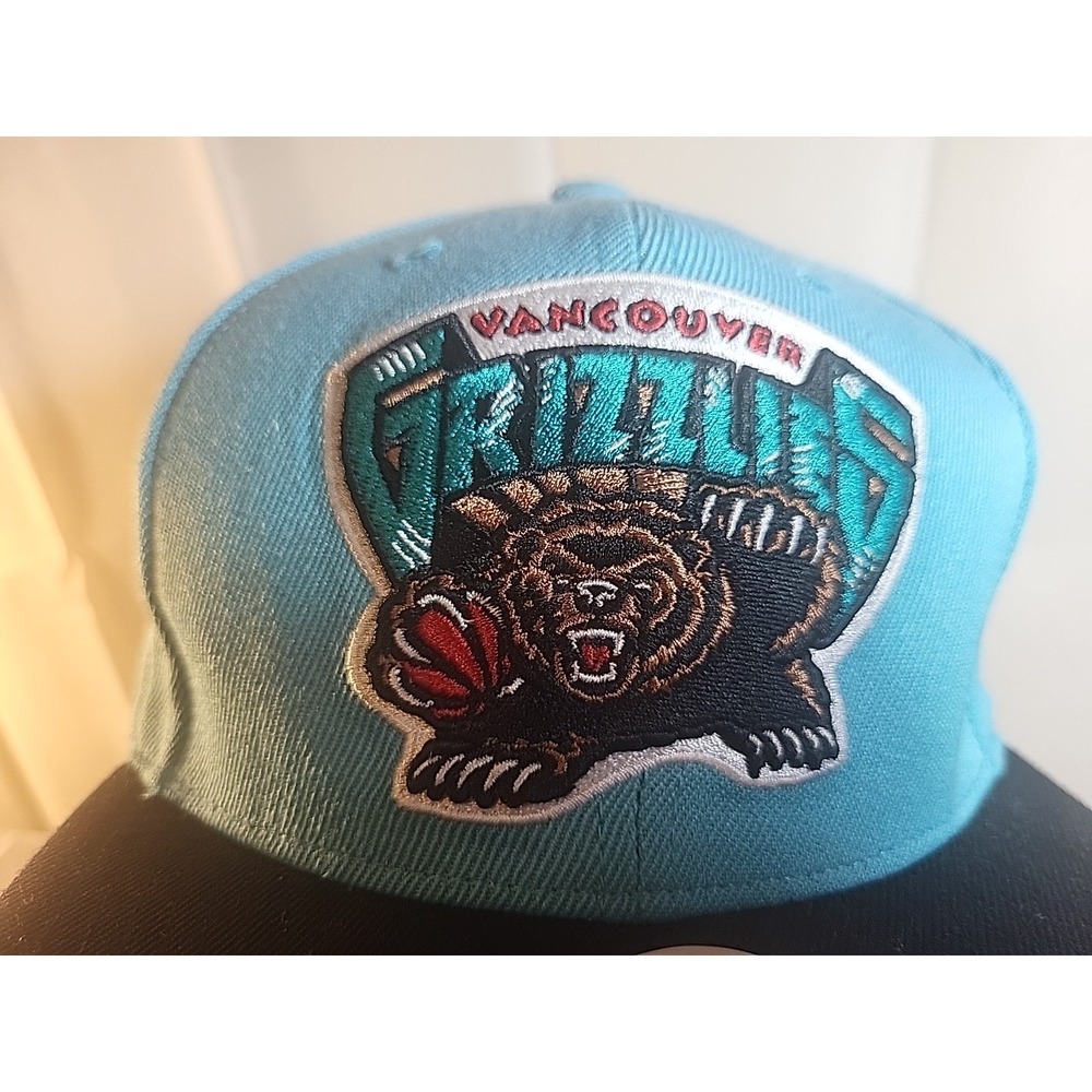 Vancouver Grizzlies Hat Cap Basketball Mitchell‎ & Ness Adjustable Snapback NBA